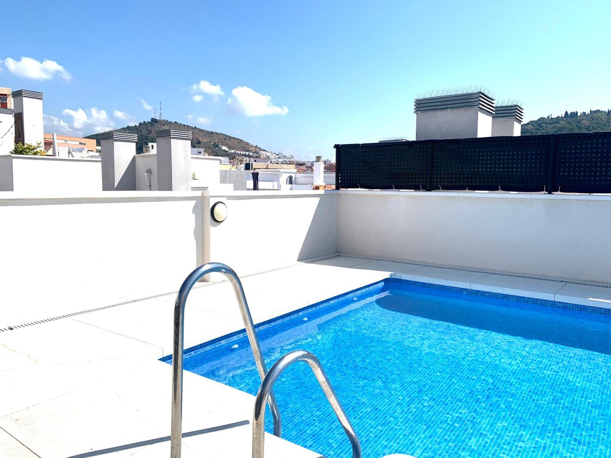 Homely Malaga Refino Bajo G6 Y F6 Luaran gambar