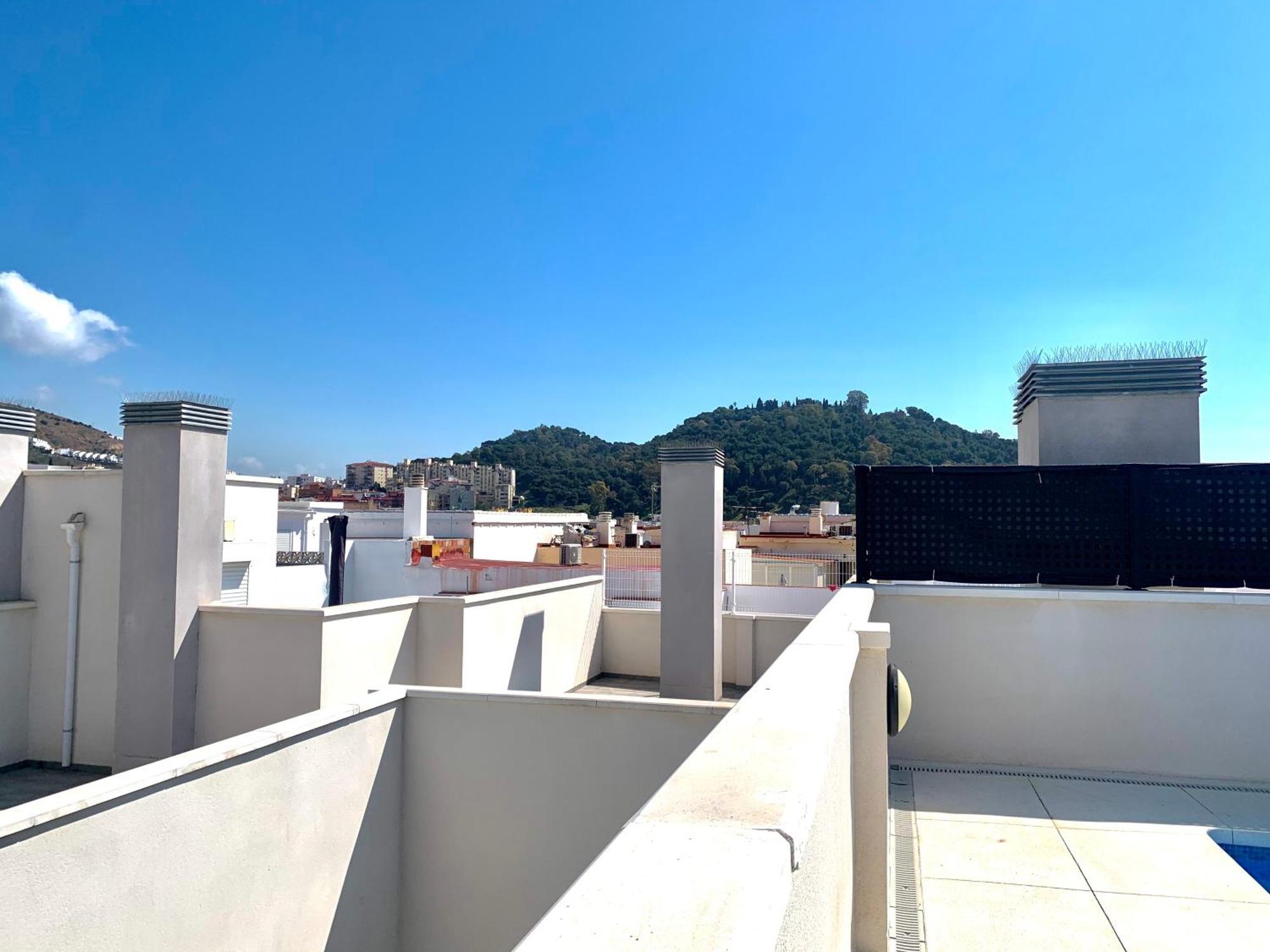 Homely Malaga Refino Bajo G6 Y F6 Luaran gambar