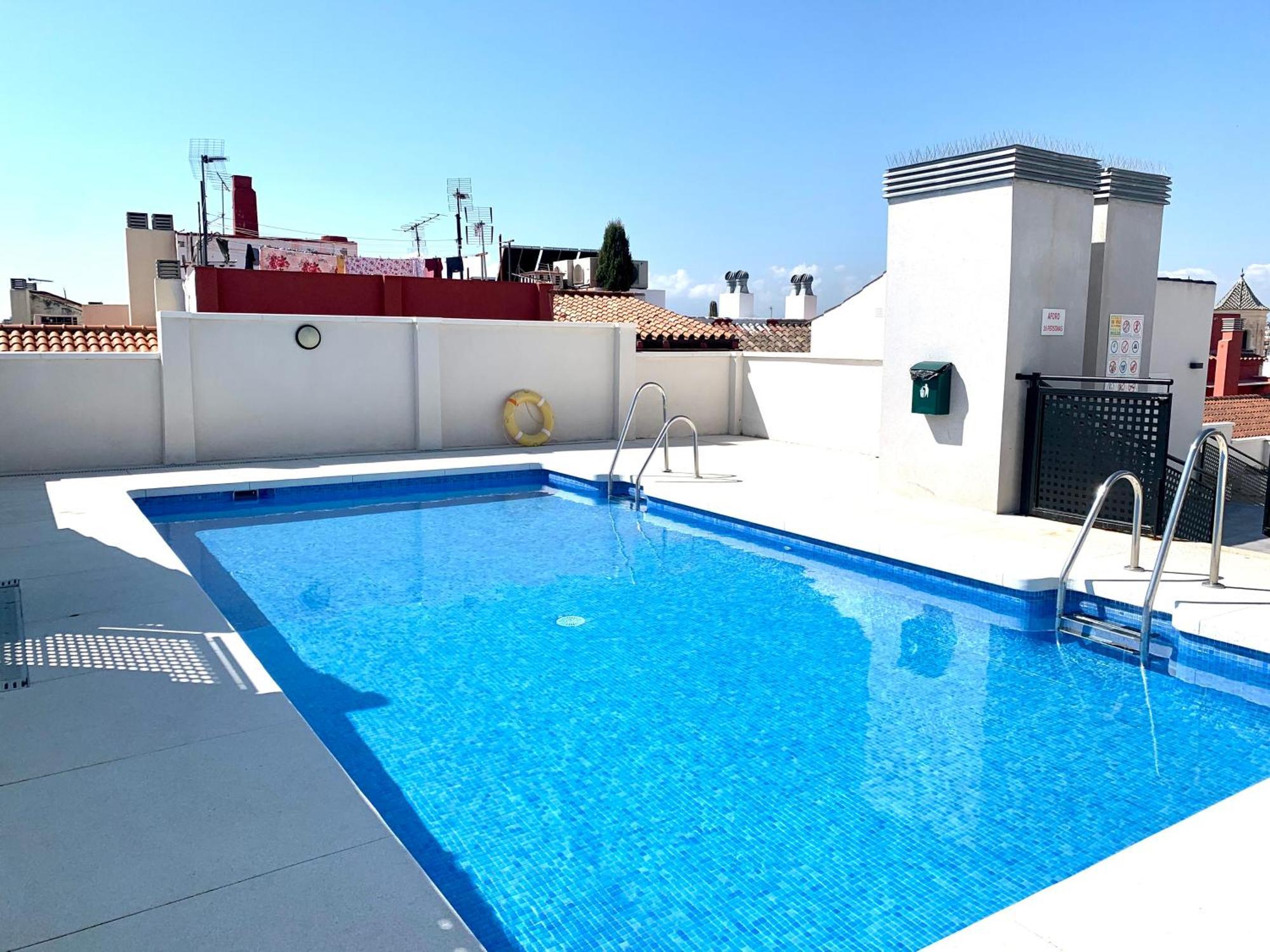 Homely Malaga Refino Bajo G6 Y F6 Luaran gambar